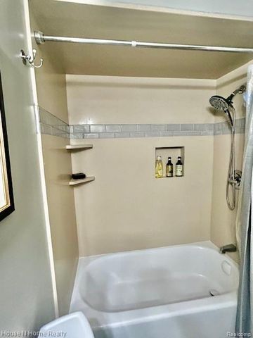 25165 Joanne Smith Drive, Warren, MI 48091