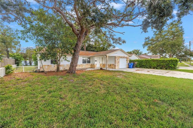 518 62ND AVENUE NE, St Petersburg, FL 33702