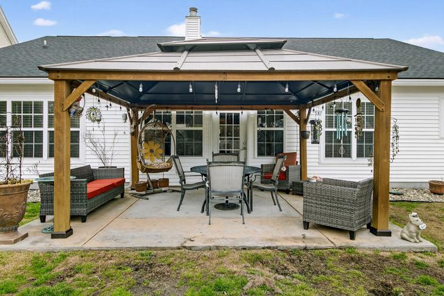 9431 Harroway Road, Summerville, SC 29485