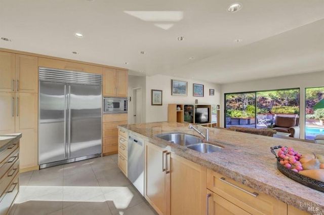 103 Brae Ct, Fairfield, CA 94534