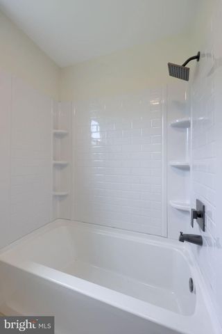 100 SPRING MEADOW LN, Washington Boro, PA 17582