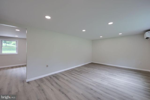 100 SPRING MEADOW LN, Washington Boro, PA 17582