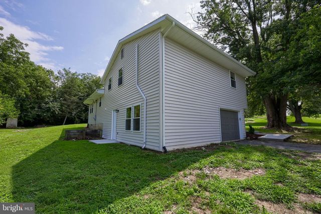 100 SPRING MEADOW LN, Washington Boro, PA 17582