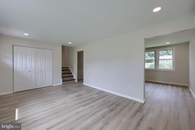 100 SPRING MEADOW LN, Washington Boro, PA 17582
