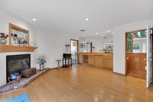 9801 Lubao Avenue, Chatsworth, CA 91311