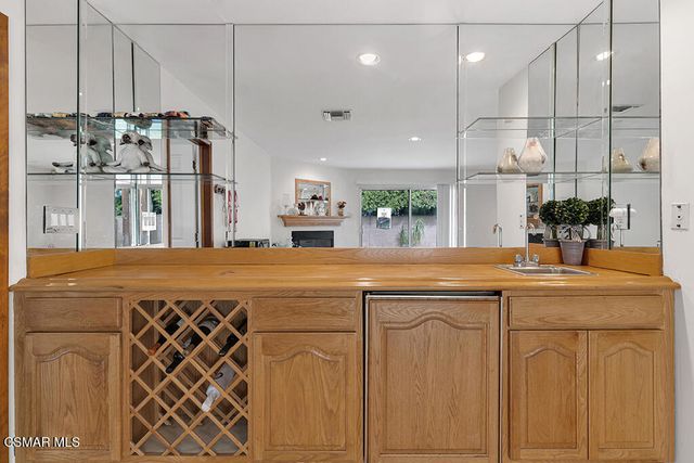 9801 Lubao Avenue, Chatsworth, CA 91311