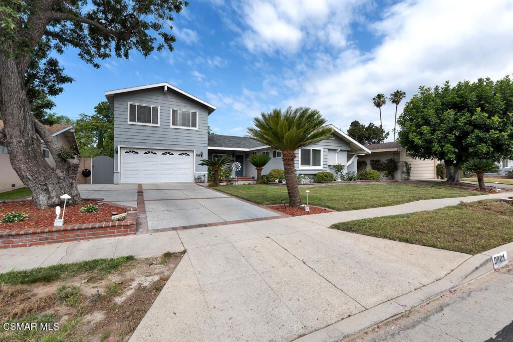 Image 48 of property listing at 9801 Lubao Avenue, Chatsworth, CA 91311