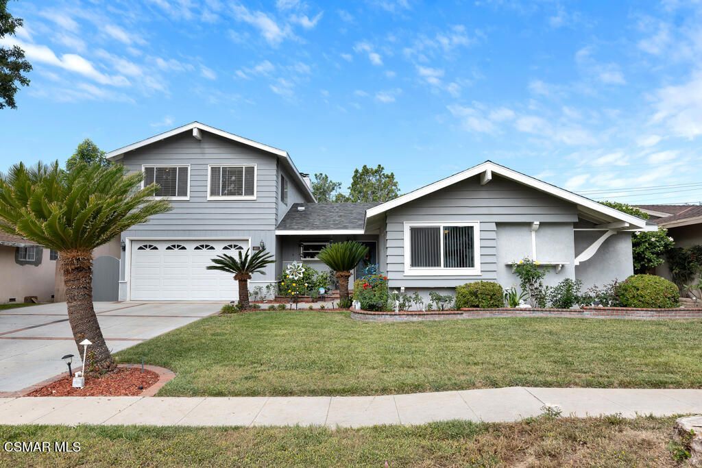 Image 49 of property listing at 9801 Lubao Avenue, Chatsworth, CA 91311
