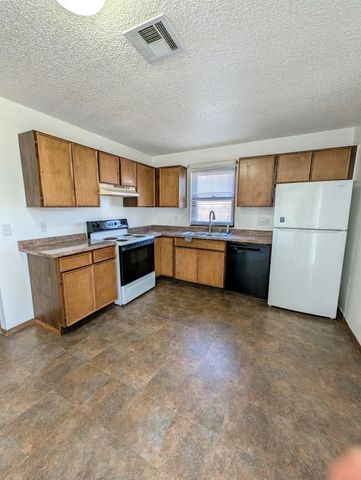 1205-1207 E Scott, Wichita, KS 67216