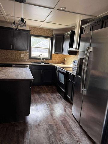 1015 MICHIGAN AVENUE, North Fond Du Lac, WI 54987