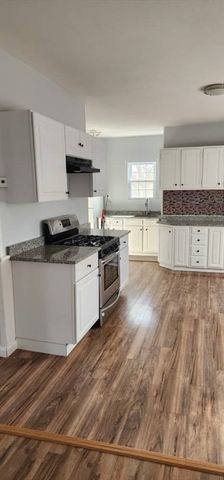 69 Clews 2, Pawtucket, RI 02861
