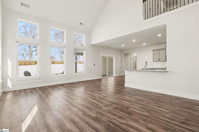 513 Fenwick Drive, Woodruff, SC 29388