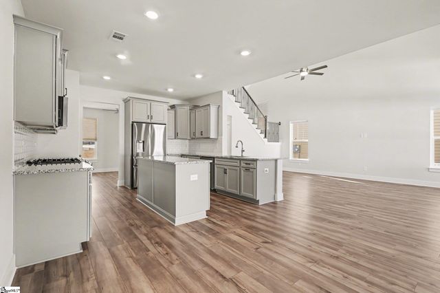 513 Fenwick Drive, Woodruff, SC 29388