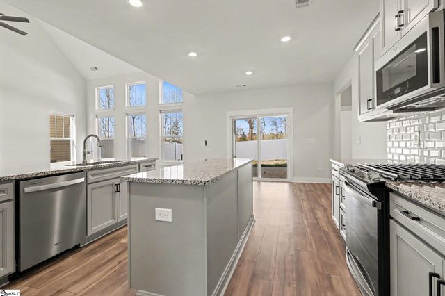 513 Fenwick Drive, Woodruff, SC 29388