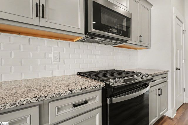 513 Fenwick Drive, Woodruff, SC 29388