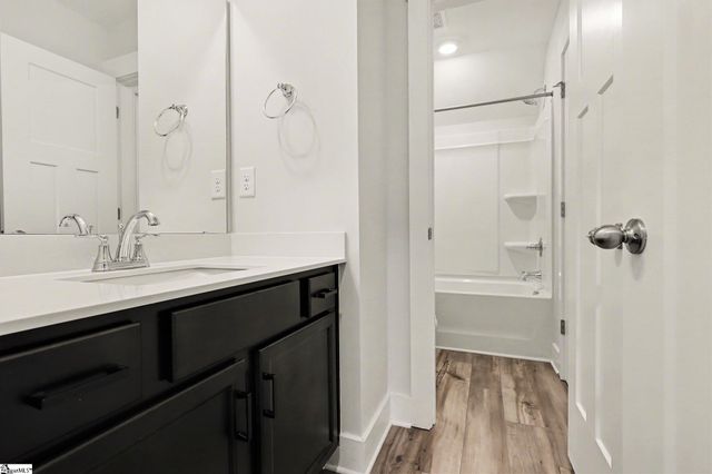 513 Fenwick Drive, Woodruff, SC 29388