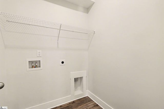 513 Fenwick Drive, Woodruff, SC 29388