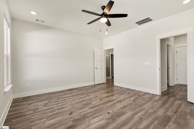 513 Fenwick Drive, Woodruff, SC 29388