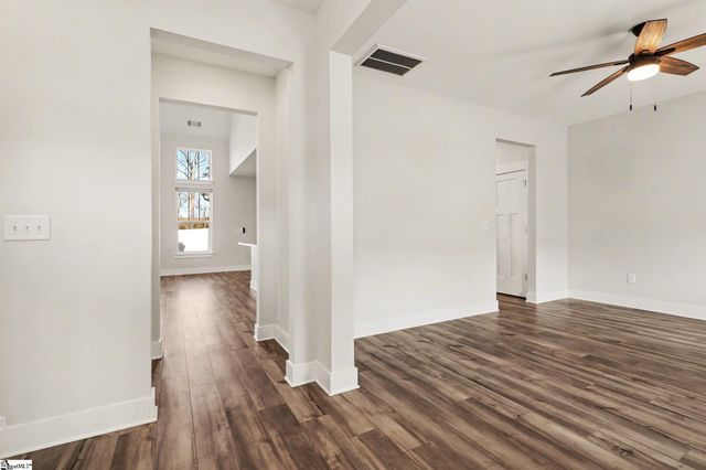 513 Fenwick Drive, Woodruff, SC 29388