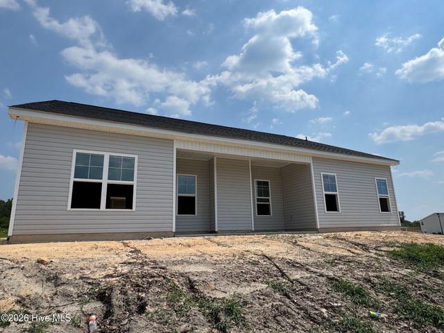 238 Ashley Heights Drive, Aberdeen, NC 28315