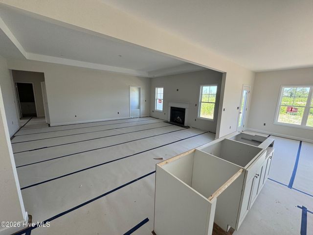 238 Ashley Heights Drive, Aberdeen, NC 28315
