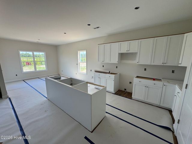 238 Ashley Heights Drive, Aberdeen, NC 28315