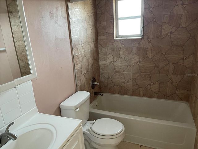 5924 PINE STREET, New Port Richey, FL 34652