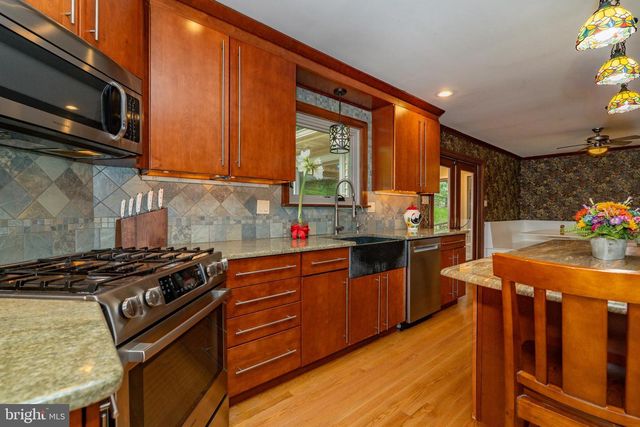 427 UPPER PIKE CREEK RD, Newark, DE 19711
