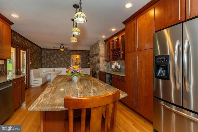 427 UPPER PIKE CREEK RD, Newark, DE 19711