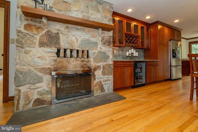 427 UPPER PIKE CREEK RD, Newark, DE 19711