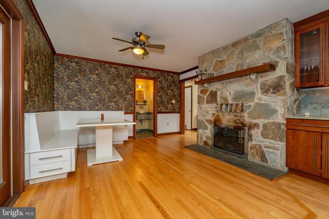 427 UPPER PIKE CREEK RD, Newark, DE 19711