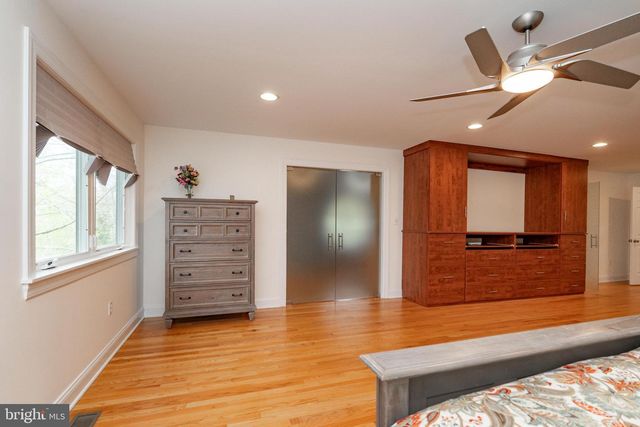 427 UPPER PIKE CREEK RD, Newark, DE 19711
