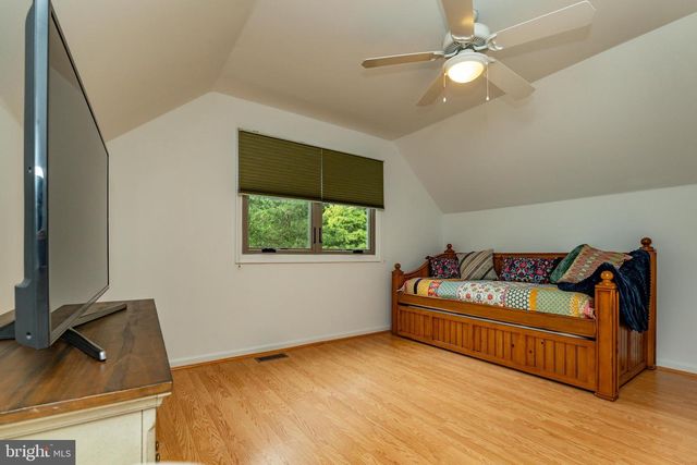 427 UPPER PIKE CREEK RD, Newark, DE 19711