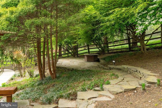 427 UPPER PIKE CREEK RD, Newark, DE 19711