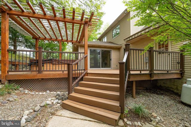 427 UPPER PIKE CREEK RD, Newark, DE 19711