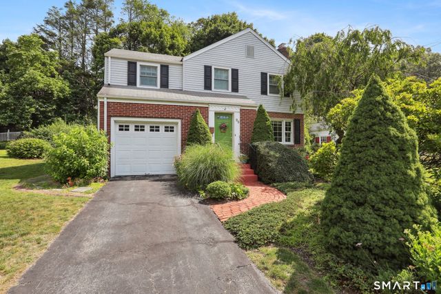 22 Concord Road, Danbury, CT 06810