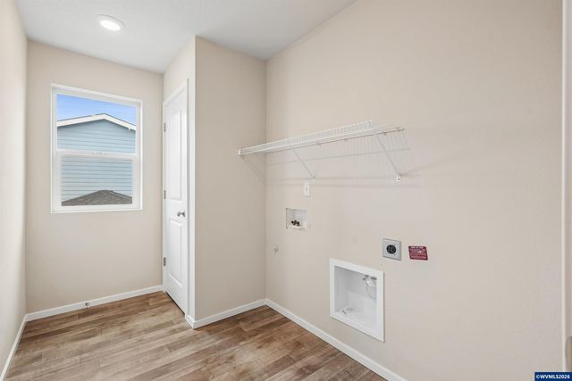 4889 Navigation Av NE, Salem, OR 97305