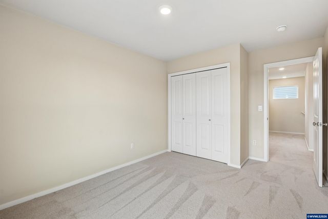 4889 Navigation Av NE, Salem, OR 97305