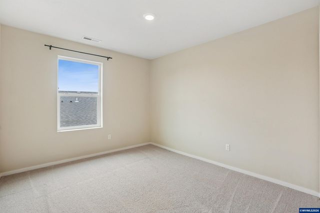 4889 Navigation Av NE, Salem, OR 97305