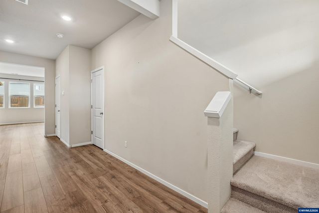 4889 Navigation Av NE, Salem, OR 97305