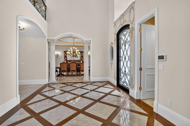 377 E Coconut Palm Road, Boca Raton, FL 33432