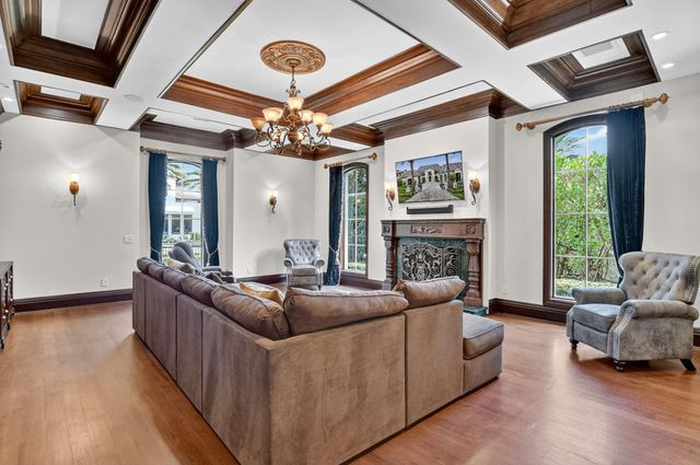 377 E Coconut Palm Road, Boca Raton, FL 33432