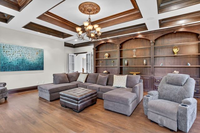 377 E Coconut Palm Road, Boca Raton, FL 33432