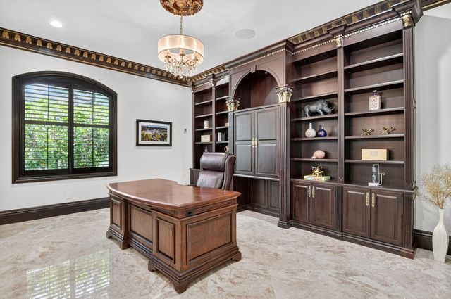 377 E Coconut Palm Road, Boca Raton, FL 33432