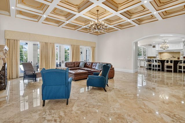 377 E Coconut Palm Road, Boca Raton, FL 33432