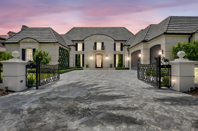 377 E Coconut Palm Road, Boca Raton, FL 33432