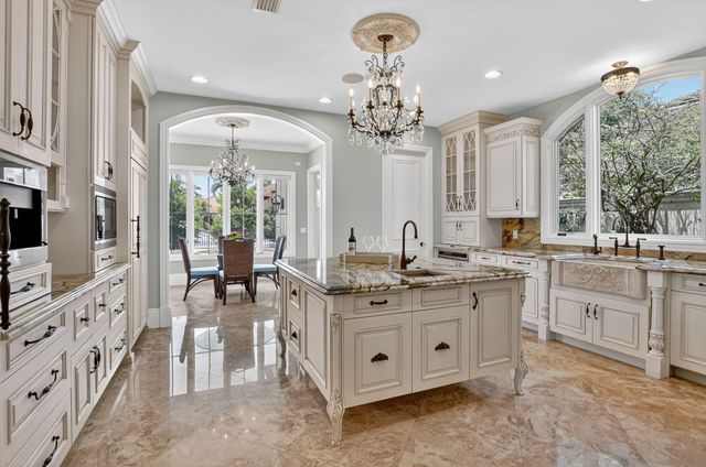 377 E Coconut Palm Road, Boca Raton, FL 33432