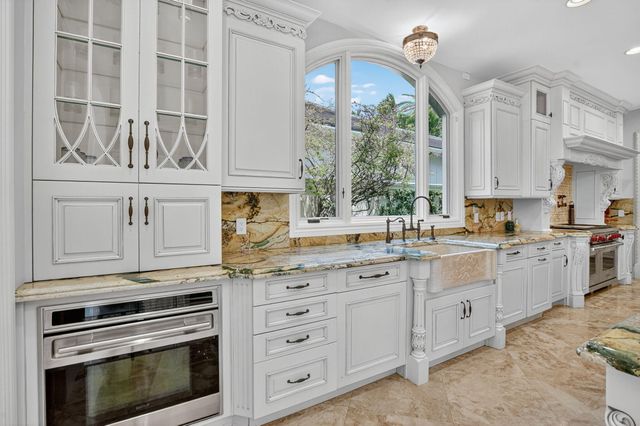 377 E Coconut Palm Road, Boca Raton, FL 33432