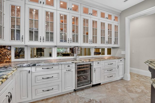 377 E Coconut Palm Road, Boca Raton, FL 33432