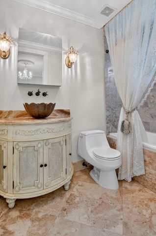 377 E Coconut Palm Road, Boca Raton, FL 33432